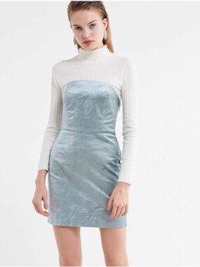 NWT Urban Outfitters Velveteen Strapless Mini Dress Women’s Size 4